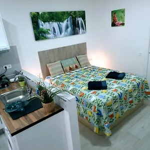 Zanca Center Free Luggage Storage Apartment